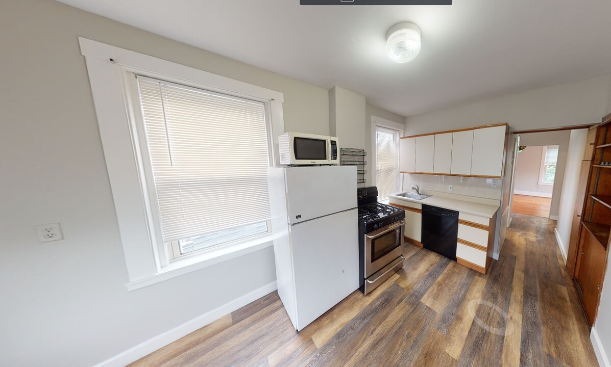 5 Elmer St, Unit 2A in Cambridge, MA - Building Photo