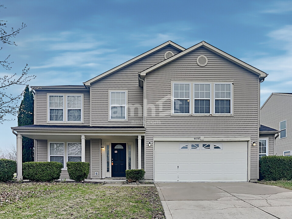 10337 Yosemite Ln in Indianapolis, IN - Building Photo