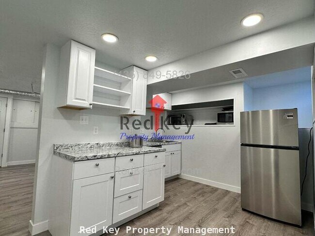 144 S 3rd St in Tooele, UT - Building Photo - Building Photo