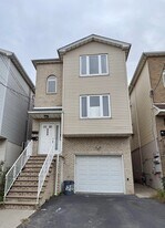 252 Passaic Ave in East Newark, NJ - Building Photo