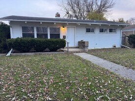 7100 Wilson Terrace in Morton Grove, IL - Building Photo