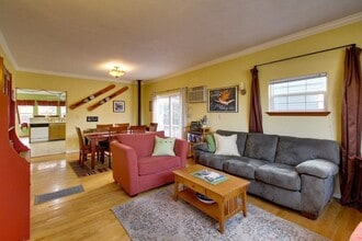 1128 Hobson St in Walla Walla, WA - Foto de edificio - Building Photo