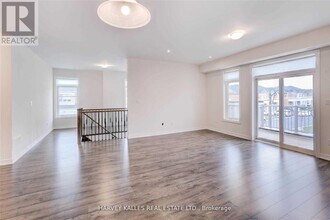 1 Luzon Ave in Markham, ON - Building Photo - Building Photo