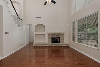 11 Valleybrook Pl in Spring, TX - Building Photo - Building Photo