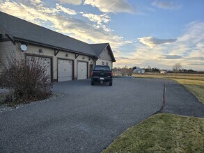 45 Spain Bridge Cir Dr in Belgrade, MT - Building Photo - Building Photo