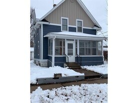 522 View St in St. Paul, MN - Building Photo