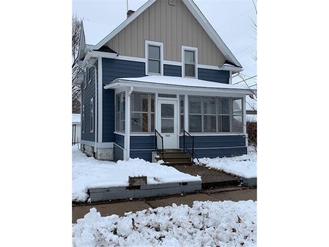 property at 522 View St