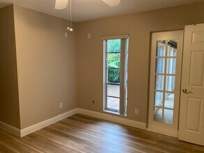 491 St Tropez Cir NE in St. Petersburg, FL - Building Photo - Building Photo