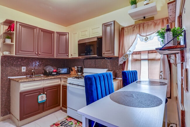 787 S 13th St, Unit ID1299613P in Newark, NJ - Foto de edificio - Building Photo