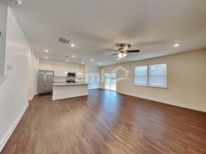 572 Smt Vw Ln in Canton, GA - Building Photo - Building Photo