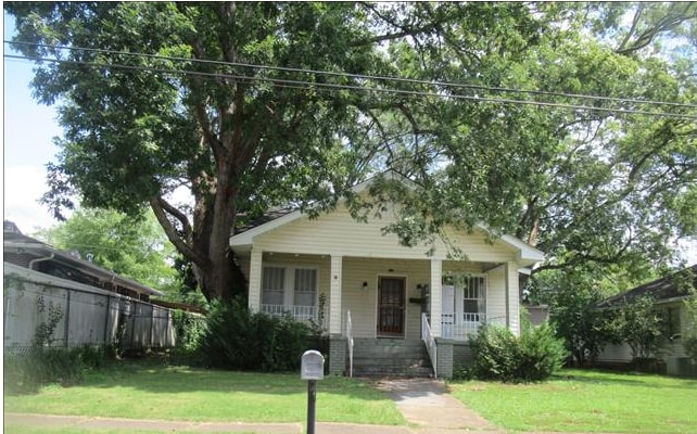 property at 625 Highland Ave