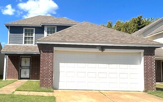 4858 Royal Run Dr in Memphis, TN - Building Photo