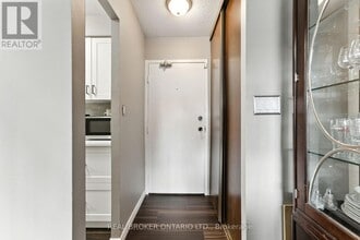 36 Hayhurst Rd in Brantford, ON - Building Photo - Building Photo