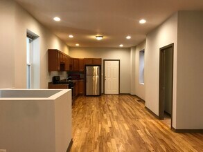 1364 N Hamlin Ave in Chicago, IL - Building Photo - Building Photo