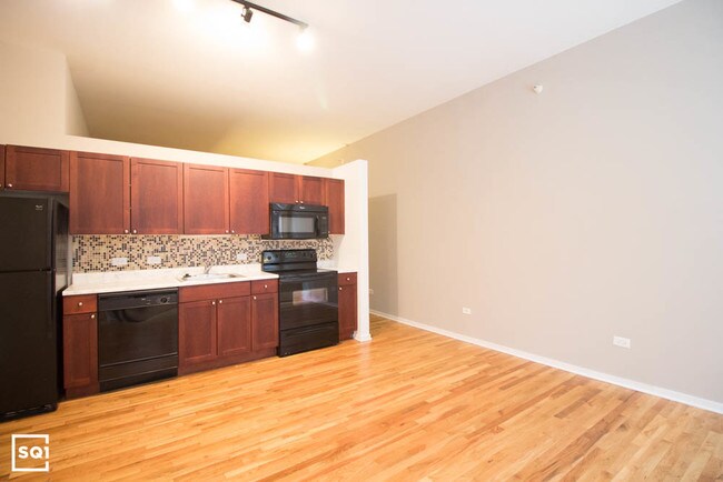 353 S Dearborn St-Unit -688 in Chicago, IL - Building Photo - Building Photo