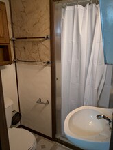 812 1/2 E Kimberly Ave, Unit 812.5 in Kimberly, WI - Foto de edificio - Building Photo