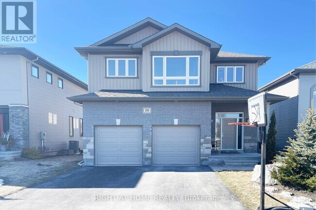 property at 170 Escarpment Cres