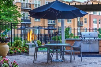 The Reserve at Tysons Corner in Vienna, VA - Foto de edificio - Building Photo