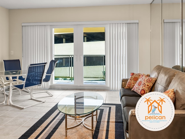 825 Bayshore Dr in Pensacola, FL - Building Photo - Building Photo