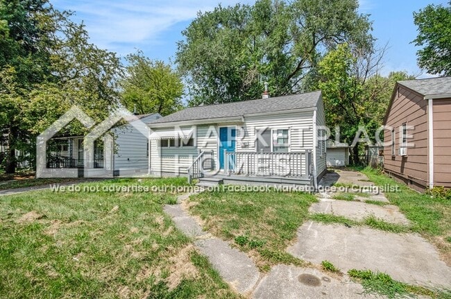 8147 Prospect Ave in Warren, MI - Building Photo - Building Photo
