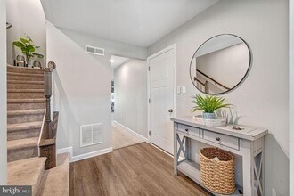 205 Dalton Dr in Swedesboro, NJ - Building Photo - Building Photo