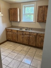 605 W E St in Elizabethton, TN - Building Photo - Building Photo