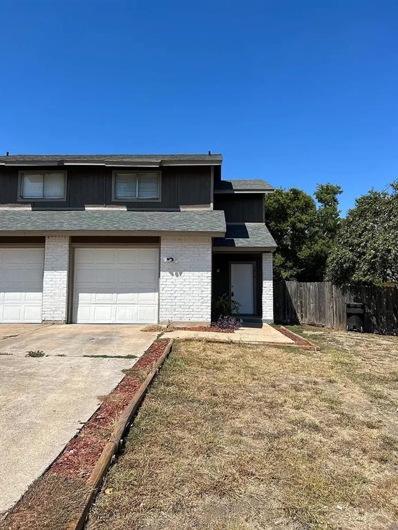 2414 B Patrick Henry St in Temple, TX - Foto de edificio - Building Photo