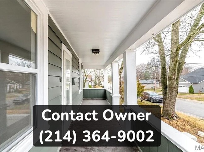 1044 Charleville Ave in St. Louis, MO - Building Photo - Building Photo