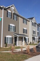 1371 Taylor Grove Ln in Harrisonburg, VA - Building Photo