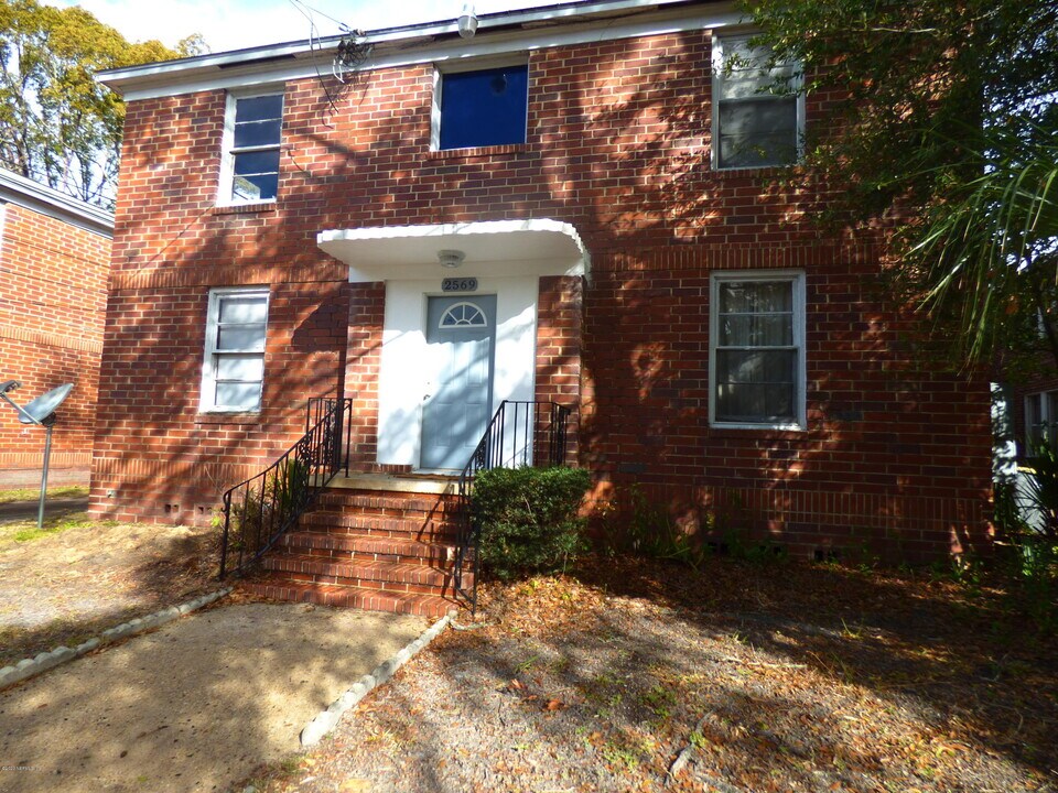 2569 Myra St-Unit -3 in Jacksonville, FL - Building Photo