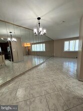 7002 Henry Ave in Philadelphia, PA - Building Photo - Building Photo