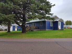 308 3rd Ave in Big Stone City, SD - Building Photo