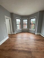 15 Liberty St in Newburgh, NY - Building Photo