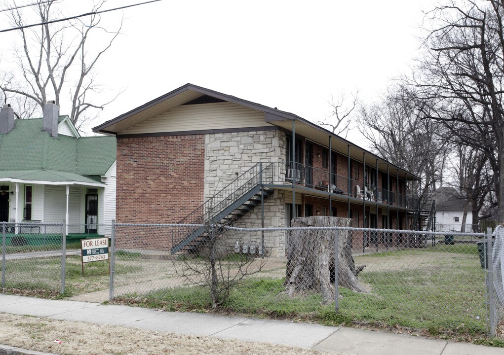 1178 College St in Memphis, TN - Foto de edificio