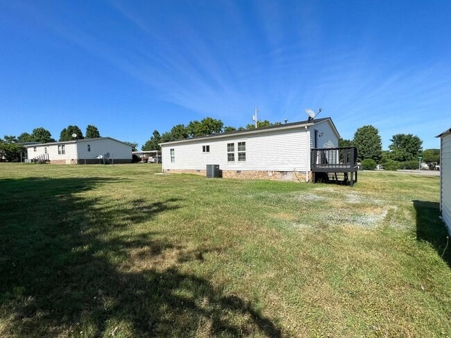 1128 Drew Rd in Gallatin, TN - Building Photo - Building Photo