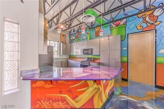 5626 Deer Creek Falls Ct in Las Vegas, NV - Building Photo - Building Photo