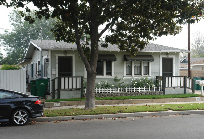 373-375 S Shaffer St in Orange, CA - Building Photo - Building Photo