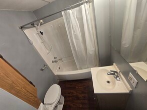 515 Indiana Ave in Glassport, PA - Building Photo - Building Photo