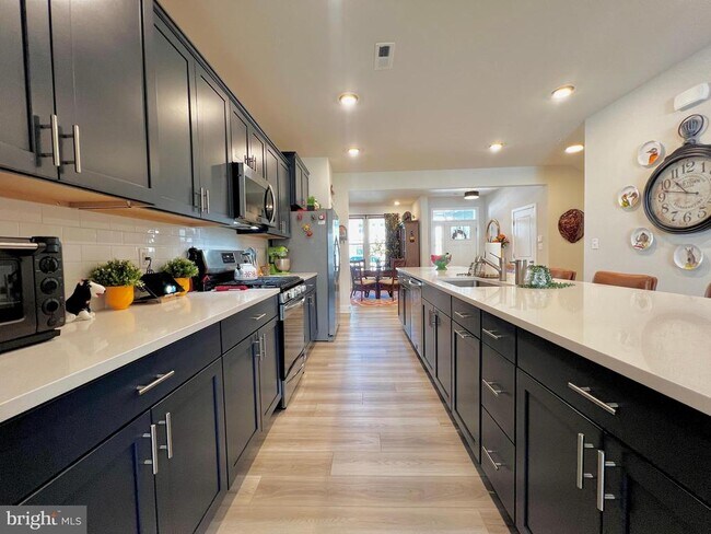 3908 Glacier Bay Pl in Waldorf, MD - Building Photo - Building Photo