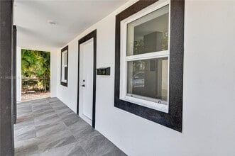 428 NW 97th St in Miami, FL - Building Photo - Building Photo