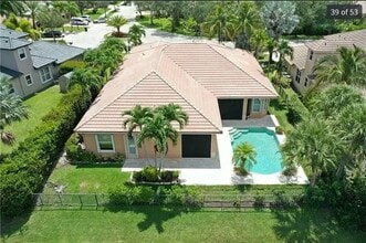 7215 NW 110th Ave in Parkland, FL - Building Photo - Building Photo