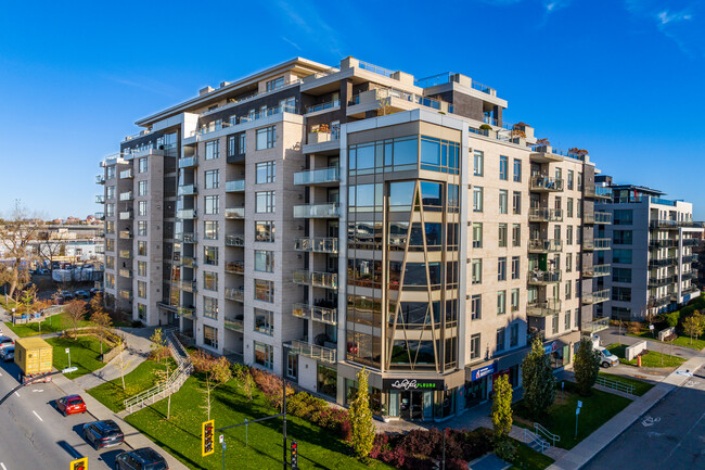 Les Sommets Des Bois Francs in Montréal, QC - Building Photo - Building Photo