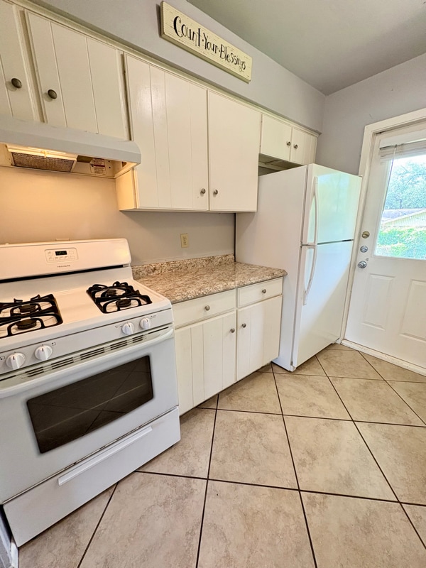 326 Briarwood Dr