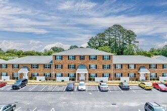 1568 N King St in Hampton, VA - Building Photo - Building Photo