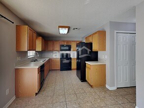 1921 Knollcrest Dr in Clermont, FL - Building Photo - Building Photo