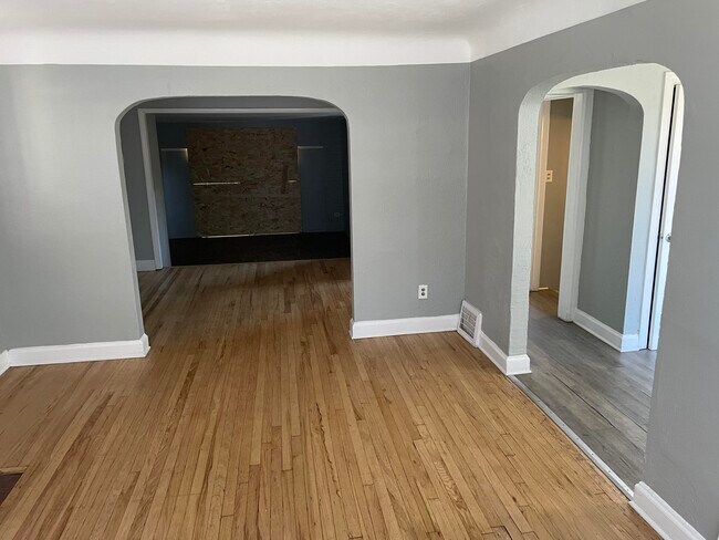 16126 Ilene St in Detroit, MI - Building Photo - Building Photo