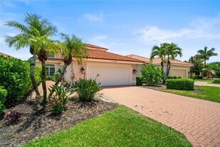 11448 Quail Village Way in Naples, FL - Building Photo