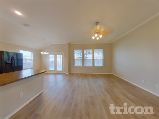 6141 Tilapia Dr in Fort Worth, TX - Building Photo - Building Photo