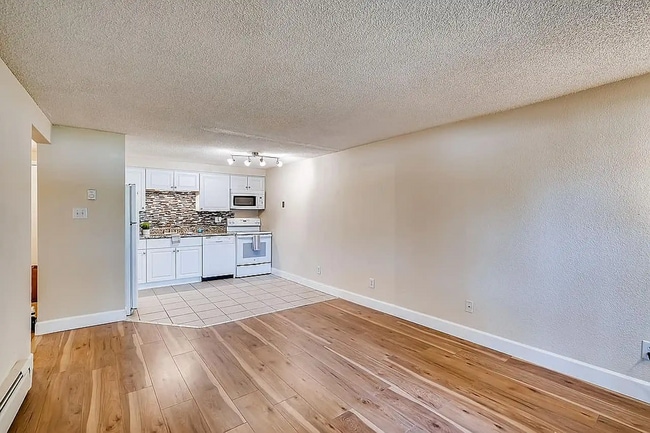 property at 1306 S Parker Rd
