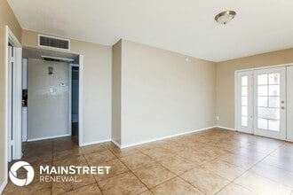 7624 W Osborn Rd in Phoenix, AZ - Building Photo - Building Photo